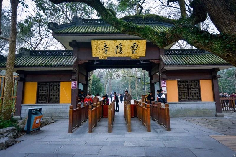 4月机票白菜价！郑州出发低至160，最快1.25小时即达！