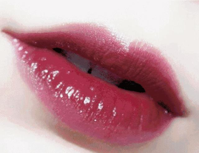 毛孔很大怎么化妆,脸上有毛孔怎么化妆好看