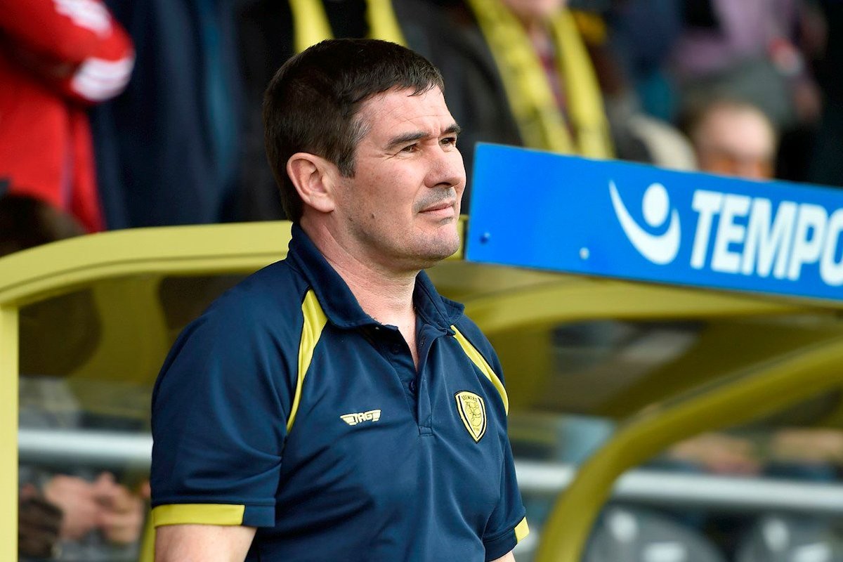 英冠43轮：狼队提前冲超，塞塞尼翁获两项大奖