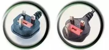 德国插头转换中国插座,旅行插座全球通转换插头