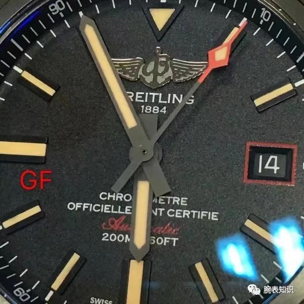 gf厂的百年灵黑鸟v4和v2对比,gf百年灵黑鸟