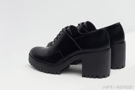 橡胶鞋底喷霜发白是什么原因,鞋底橡胶材质发黄咋办