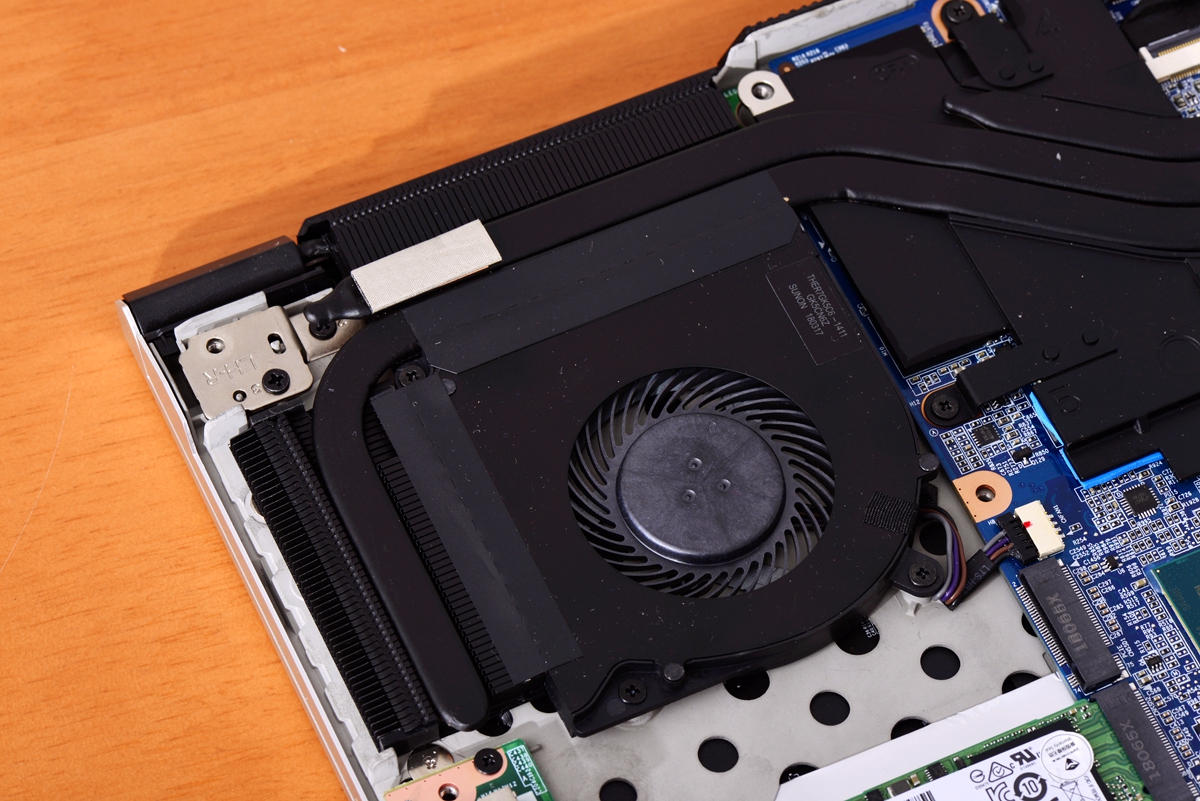 机械师f117-v26游戏本怎么样,机械师f11717.3英寸2k高端游戏本