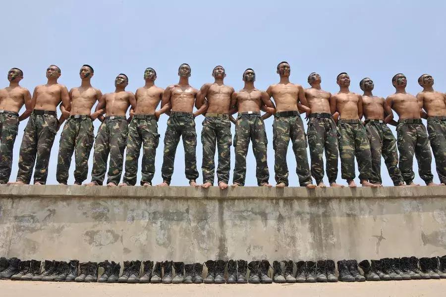 军人体能标准体型对照表,军人体重强制达标写入条令