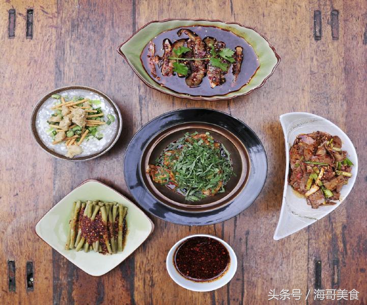 川味红油怎么练红的发黑,川味红油怎么做才香又红又亮