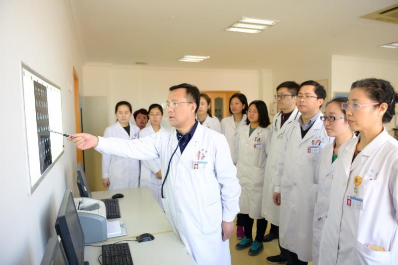 毓璜顶医院消化科,毓璜顶医院有专门的胃肠科吗