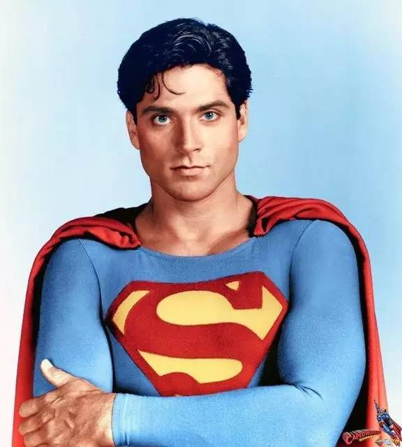 超人的男主角名字,超人男主角叫什么名字