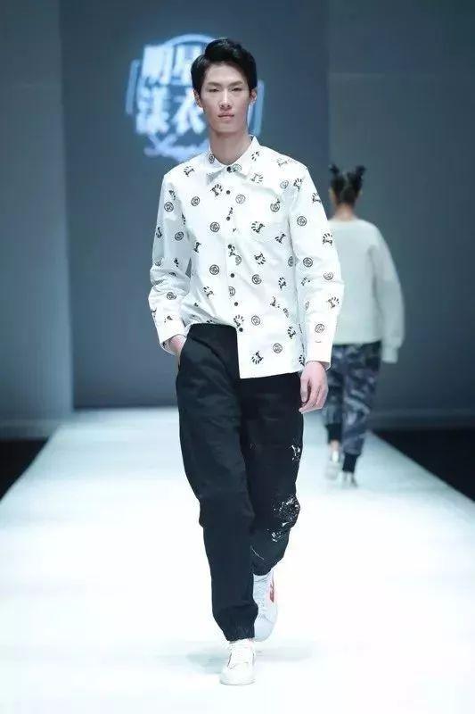 冷暖肤色服装搭配知识,服装搭配知识分享