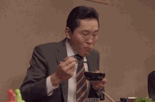 豆瓣9.6，岛国这种深夜剧为什么随便吃吃就能口碑逆天