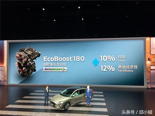 后排可放平的福克斯,全新福克斯2022款后排能放倒