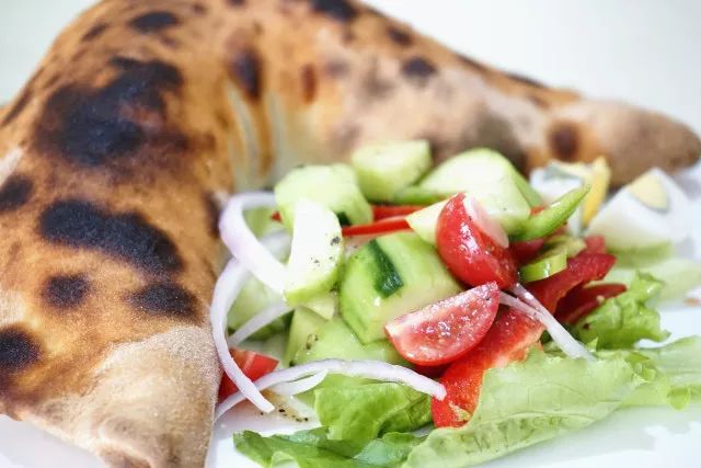 安徽夫妻开的披萨店，却被歪果仁踏破门槛……