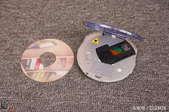 当年买一部手机的感受,当年买完的东西现在非常后悔