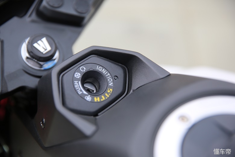 豪爵dr160过弯,豪爵dr160长距离测试