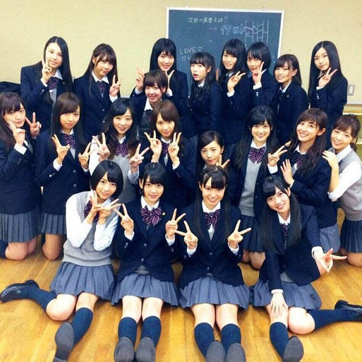 樱花女裤白色,肉粉色裤袜和白色裤袜的区别