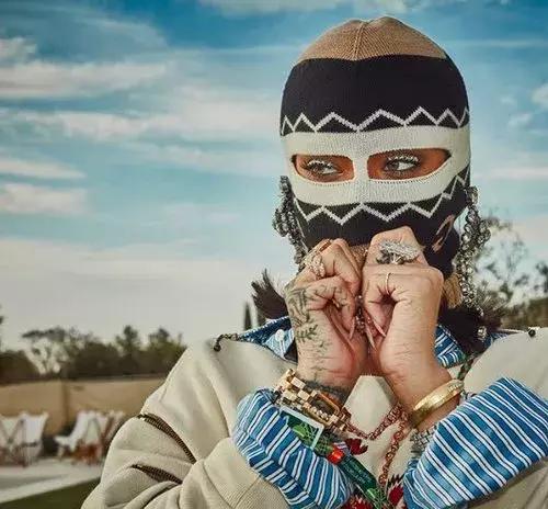 CK刷碗手套2400,GUCCI洗澡筐8千……我仿佛走进了“顶奢两元店”