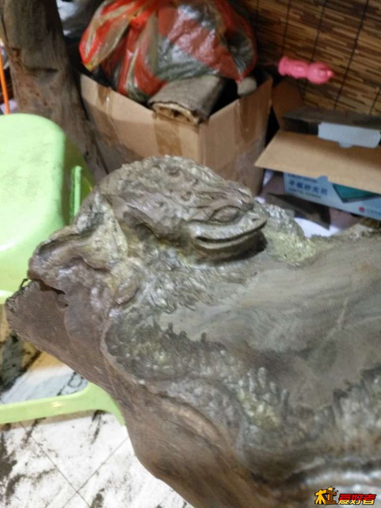 遵义金丝楠阴沉木茶台主人椅,金丝楠阴沉木自然造型茶台