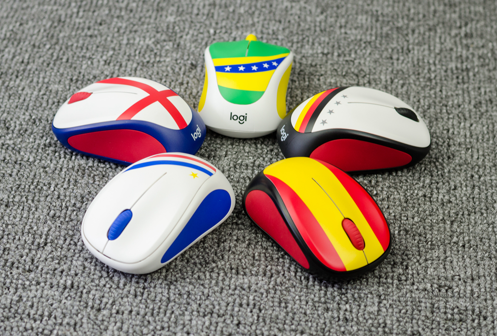 罗技m330无线鼠标推荐,罗技m240鼠标测评