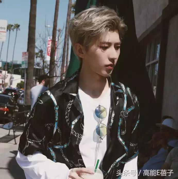 别傻了！蔡徐坤、Angelababy都根治不掉的黑头，微商神器能去除？