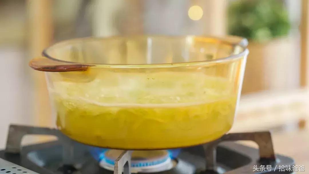 儿童手工制作米线,小宝宝做的米线真好吃