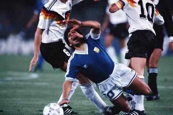 球迷感叹青春不过几届世界杯,青春不过是四年一届的世界杯