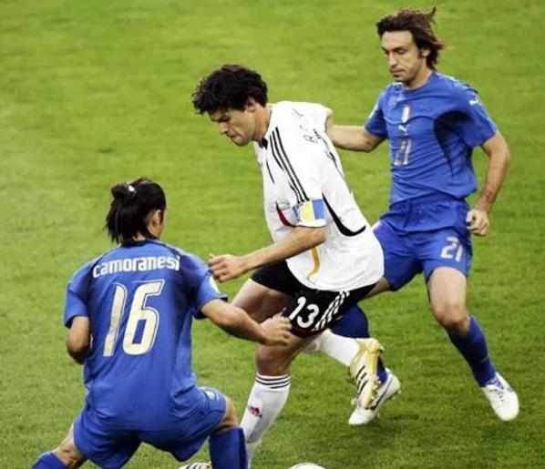 球迷感叹青春不过几届世界杯,青春不过是四年一届的世界杯