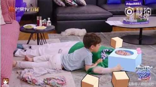 嗯哼吐槽霍思燕方形脸？扎心了，7招教你瘦脸，甩掉大饼脸！