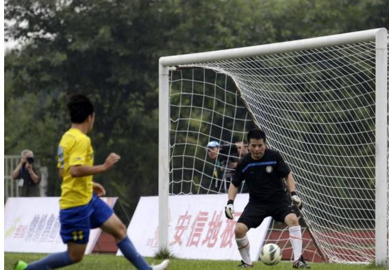 足球守门员为什么总是喝水,为什么守门员很少喝水