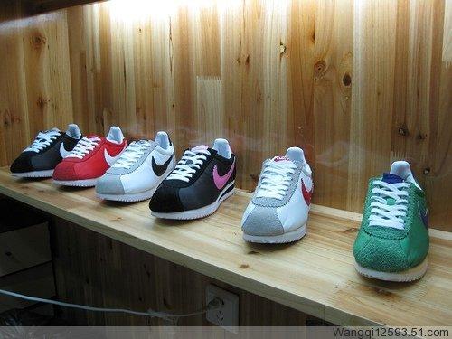 nike阿甘鞋经典款,nike历史上配置最高的球鞋