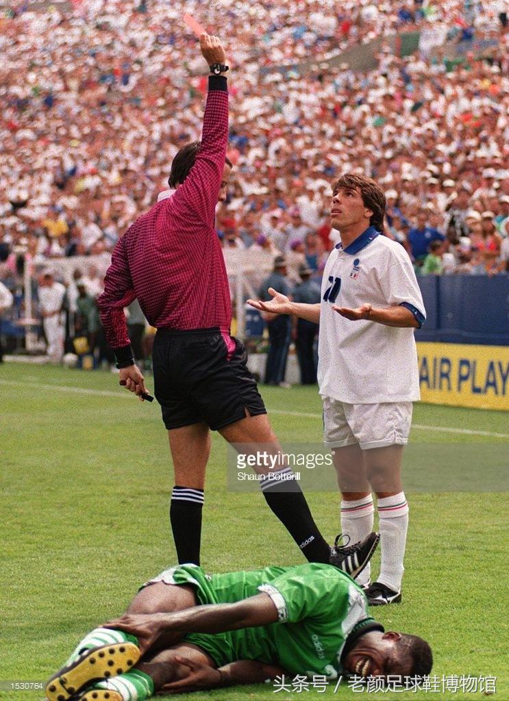 1970年世界杯足球鞋,2006世界杯猎鹰足球鞋