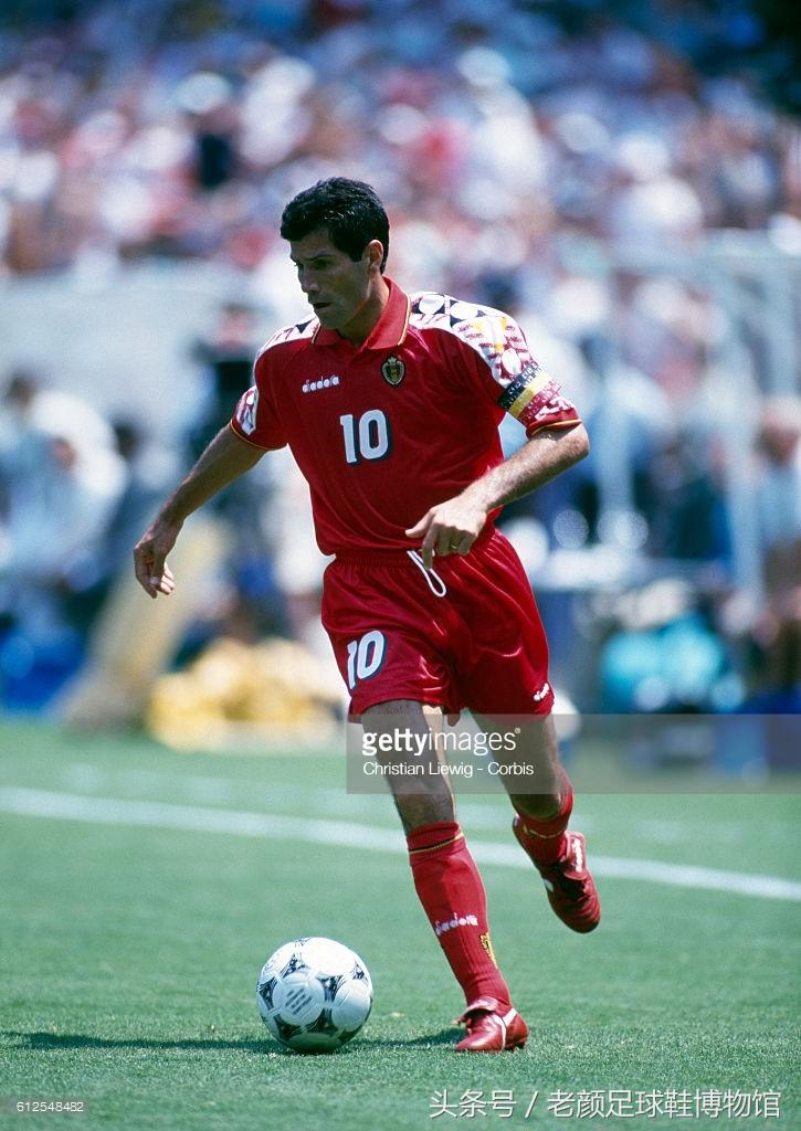 1970年世界杯足球鞋,2006世界杯猎鹰足球鞋