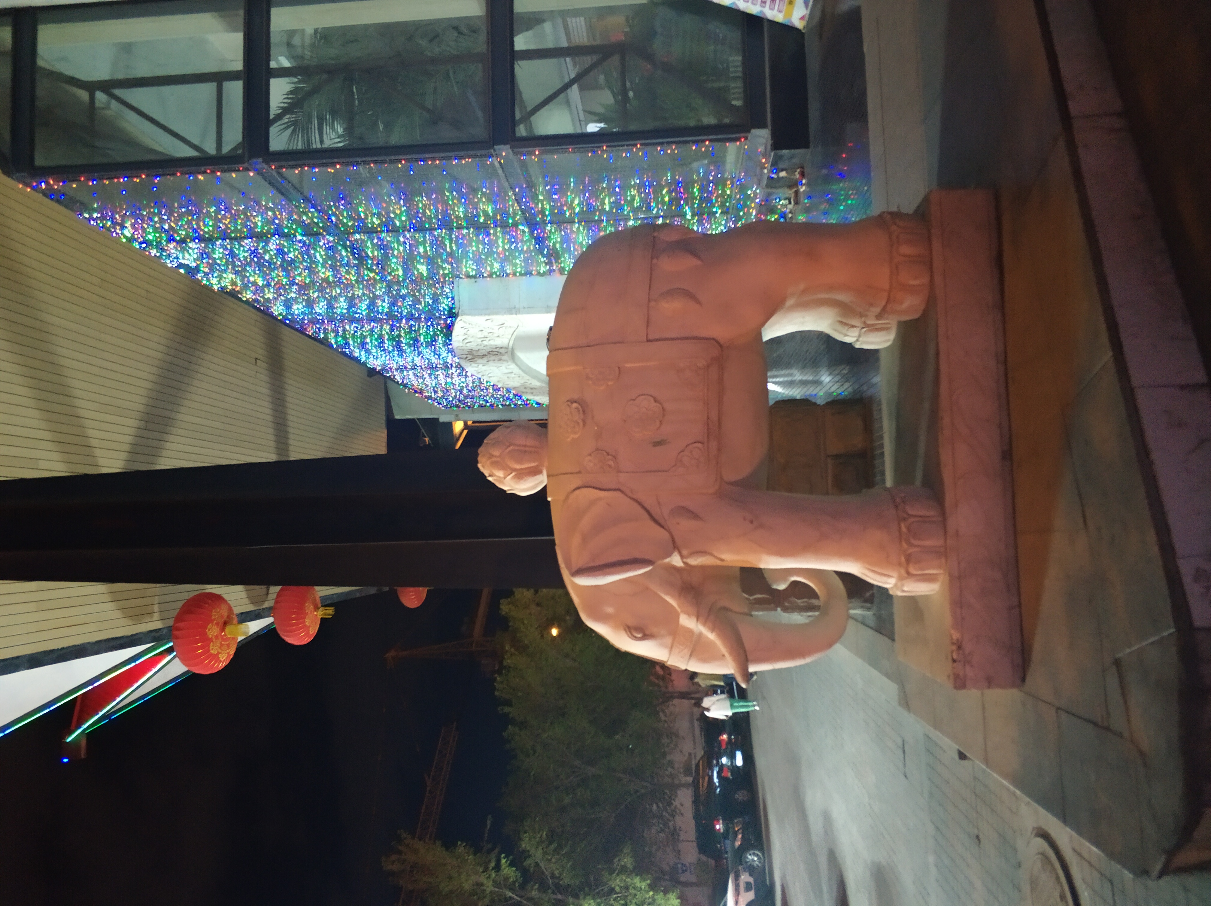 乌鲁木齐街头十大祥瑞瑞兽，哪家最V5？