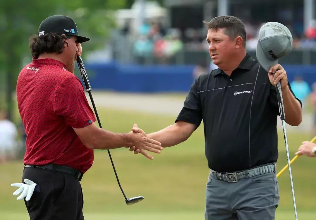 要成绩更要撒野，这里是高球音乐节