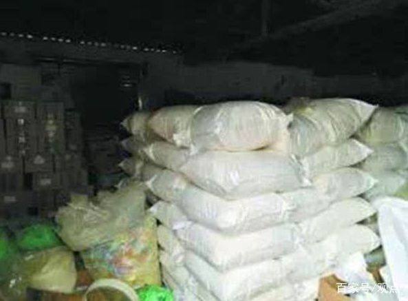 大量代购奶粉被查官方回应,出过事的奶粉有哪些