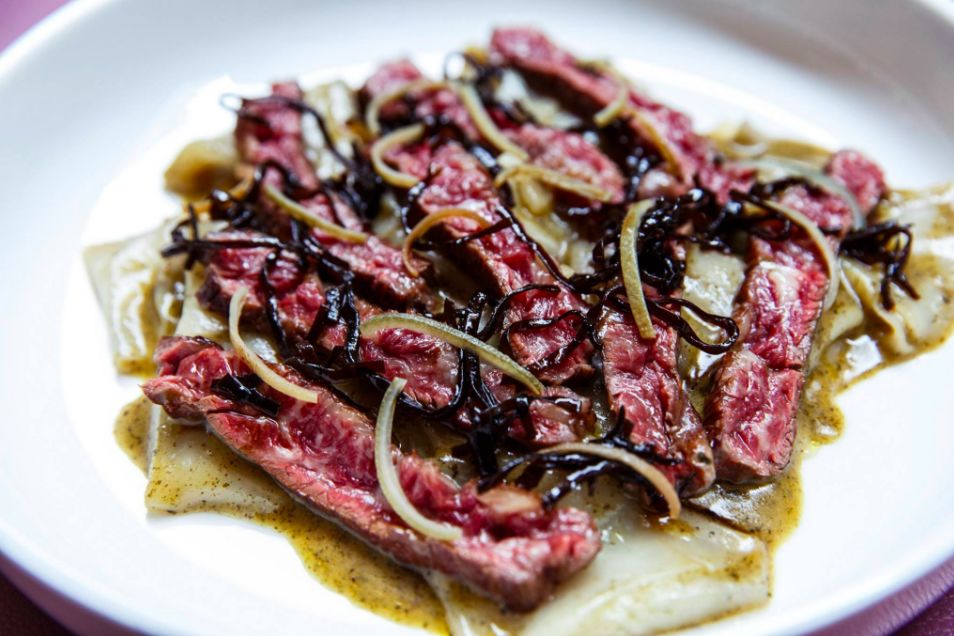 香港爱国女人,香港爱国霸气的女人