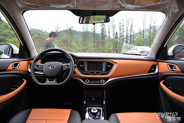 续航300公里最便宜的新能源车suv,续航超300新能源suv