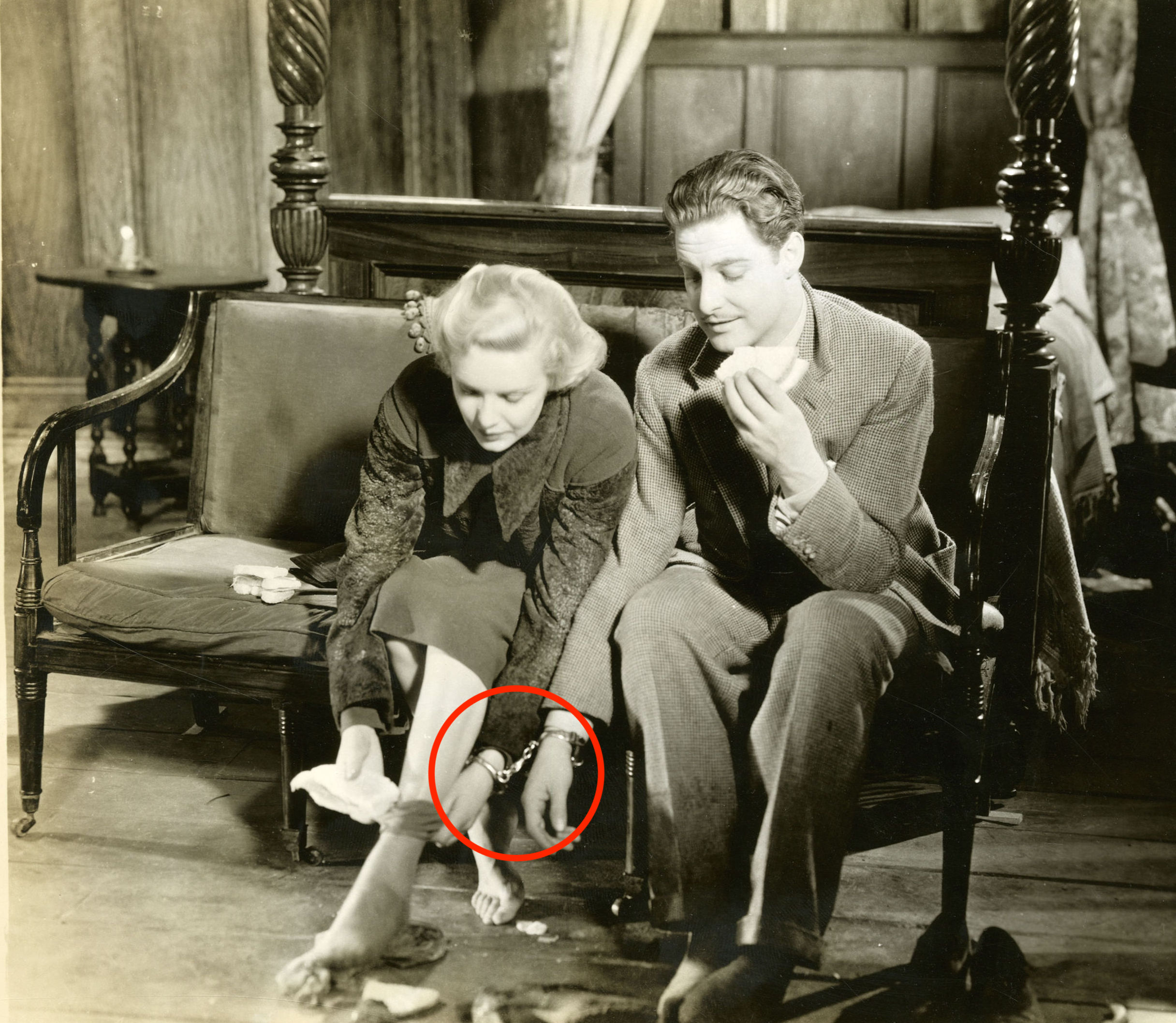 希区柯克美人计片段,希区柯克后窗片段