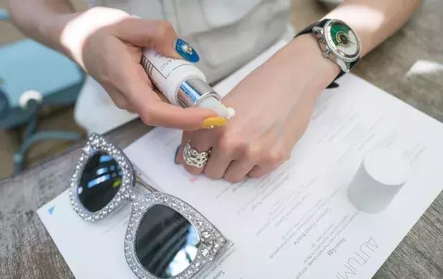 什么牌子防晒隔离适合敏感肌,敏感肌怎么选防晒不假白