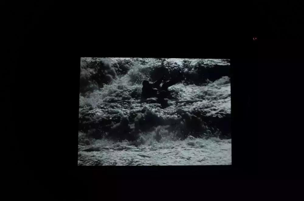 卡地亚当代艺术基金会建筑设计,卡地亚当代艺术