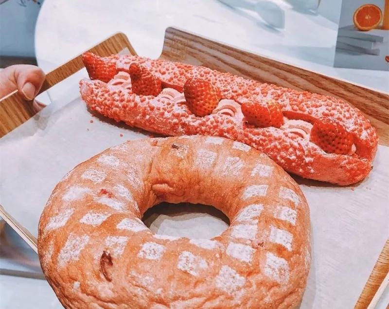 成都人气最旺的网红店 (成都最值得去的网红店)