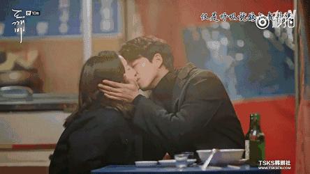 baby口红正红,baby同款口红橘粉