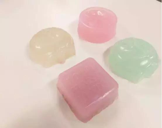 多余母乳丢了怎么办,多余的母乳怎么处理给大宝吃