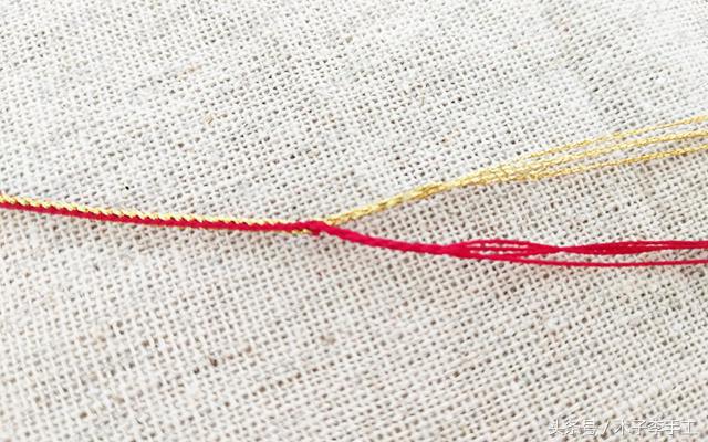 用几根细绳子做彩虹手链,用几根红绳子怎么编手链