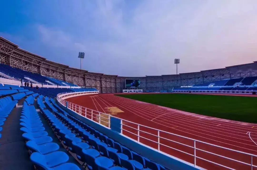 宝应鸟巢航拍,宝应鸟巢张杰演唱会