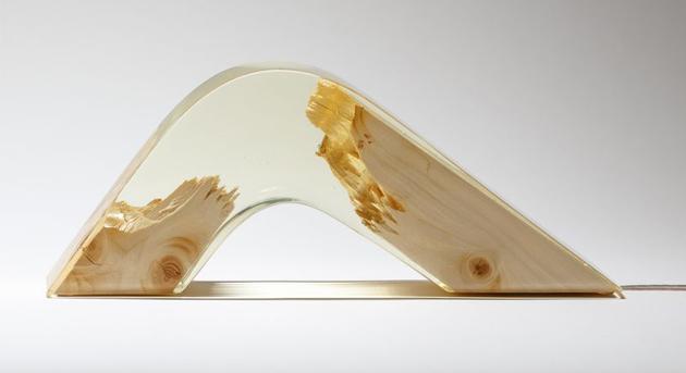 撕裂之美艺术家用碎木头制成照明灯