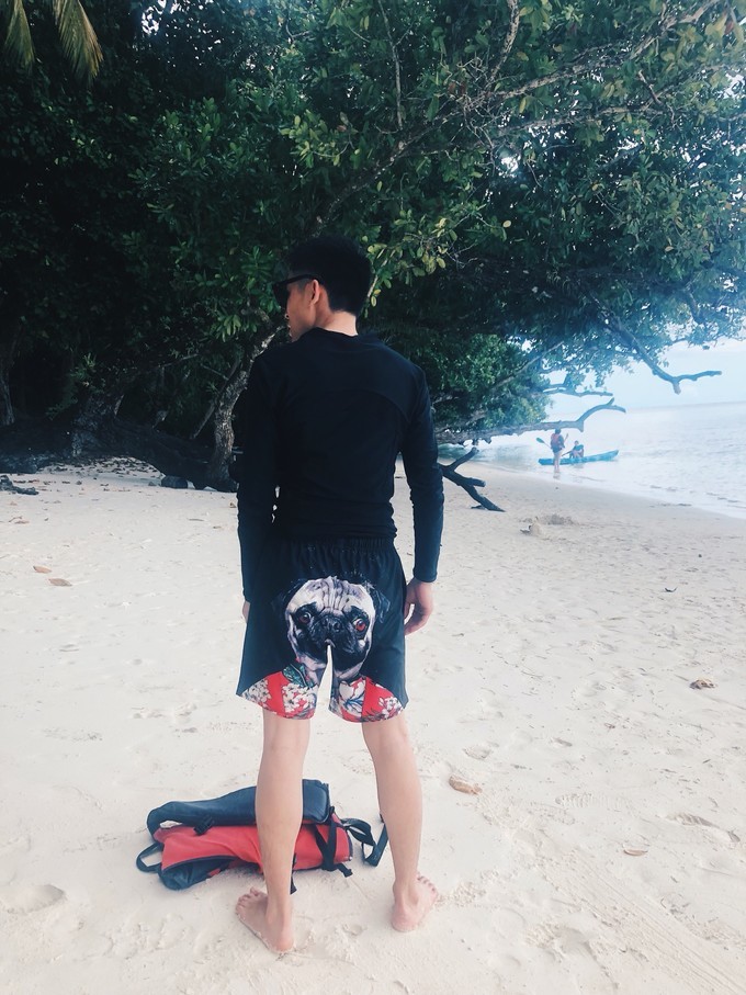 帕劳的海景风光给人美的享受,帕劳的海洋和沙滩风景图片