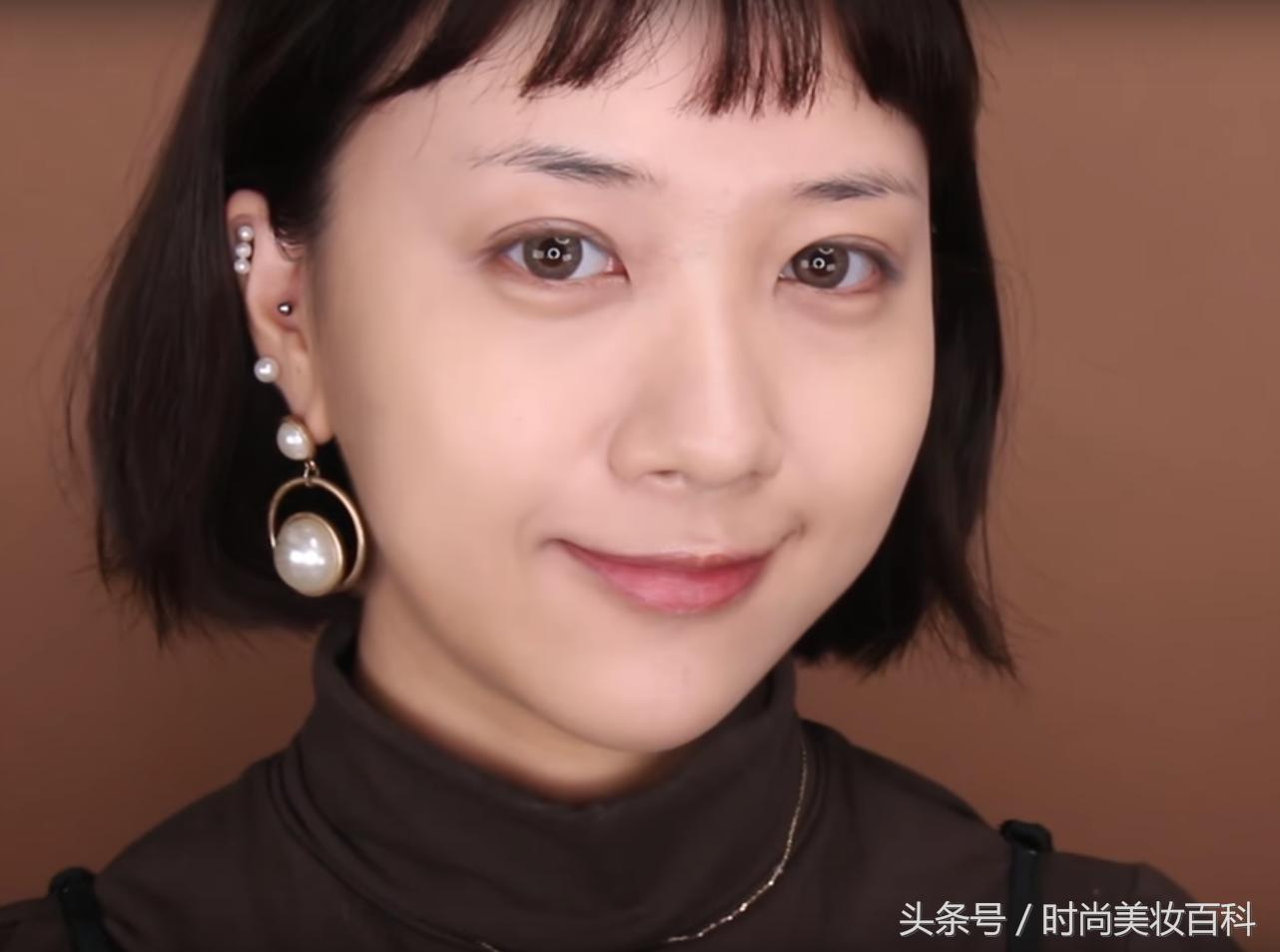 复古戴眼镜妆容化妆教程,新中式妆容博主推荐