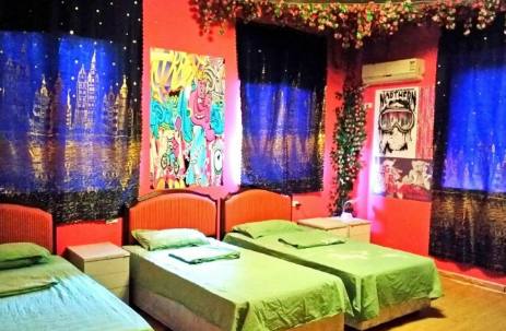 武汉适合50人聚会的轰趴馆,武汉火迷地带轰趴馆