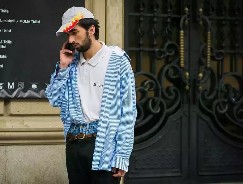 「条纹衬衫」最正确的打开方式就是“不好好穿”