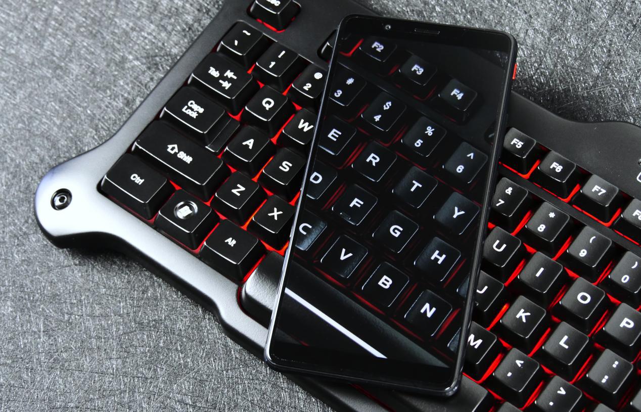 游戏运行卡成狗？让这款手机游戏利器来拯救你