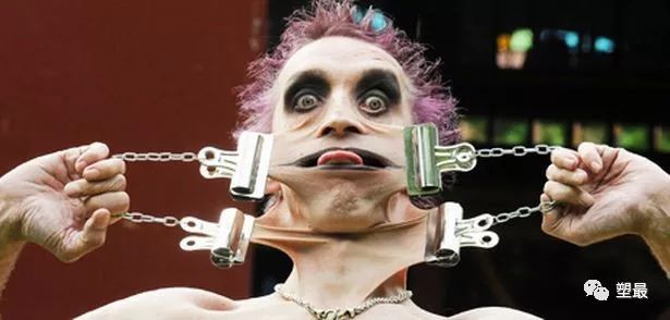 我看了场大尺度畸形人体秀，从此再也没睡过安稳觉！